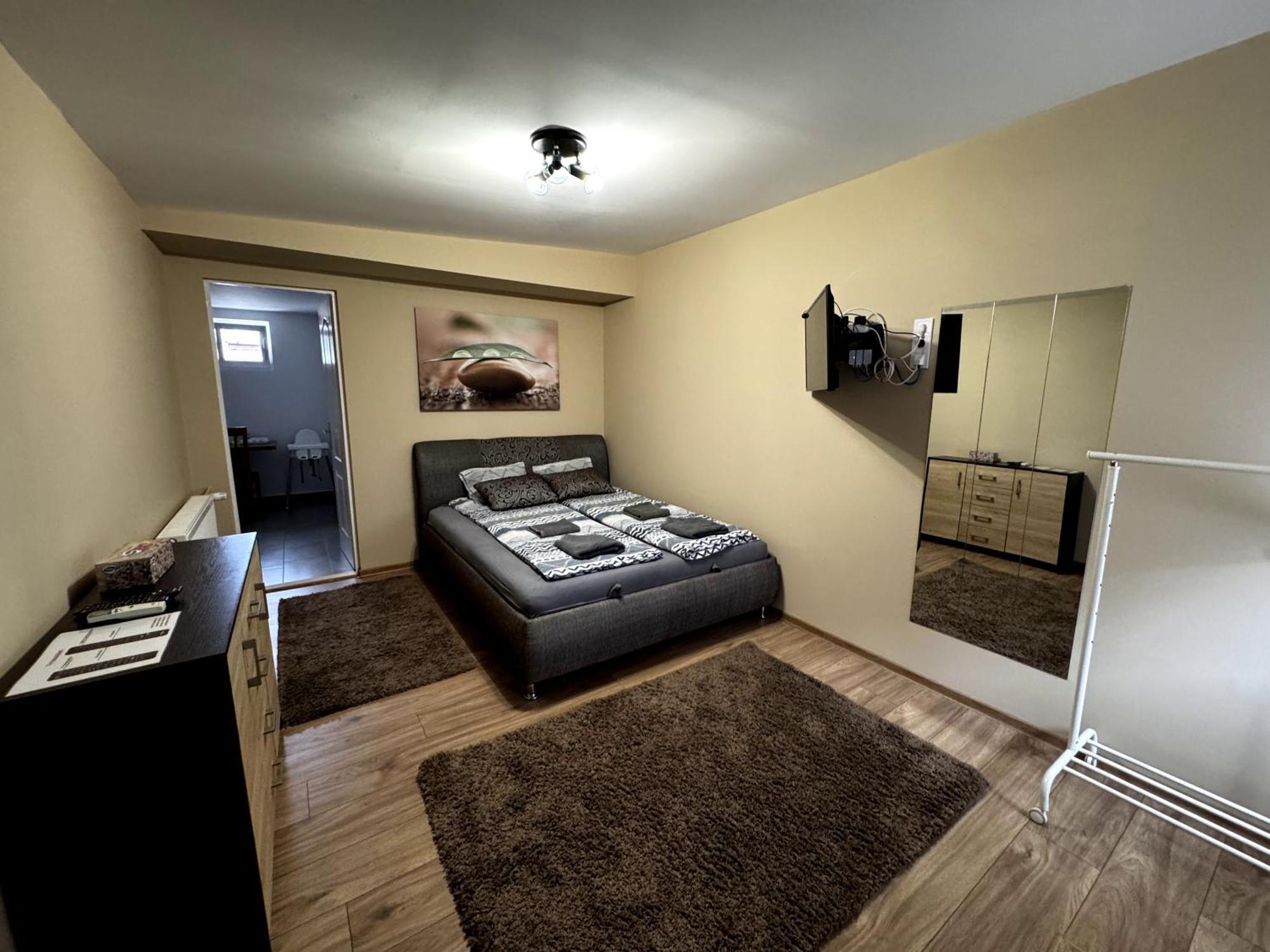 City Apartman Nyíregyháza Esterno foto