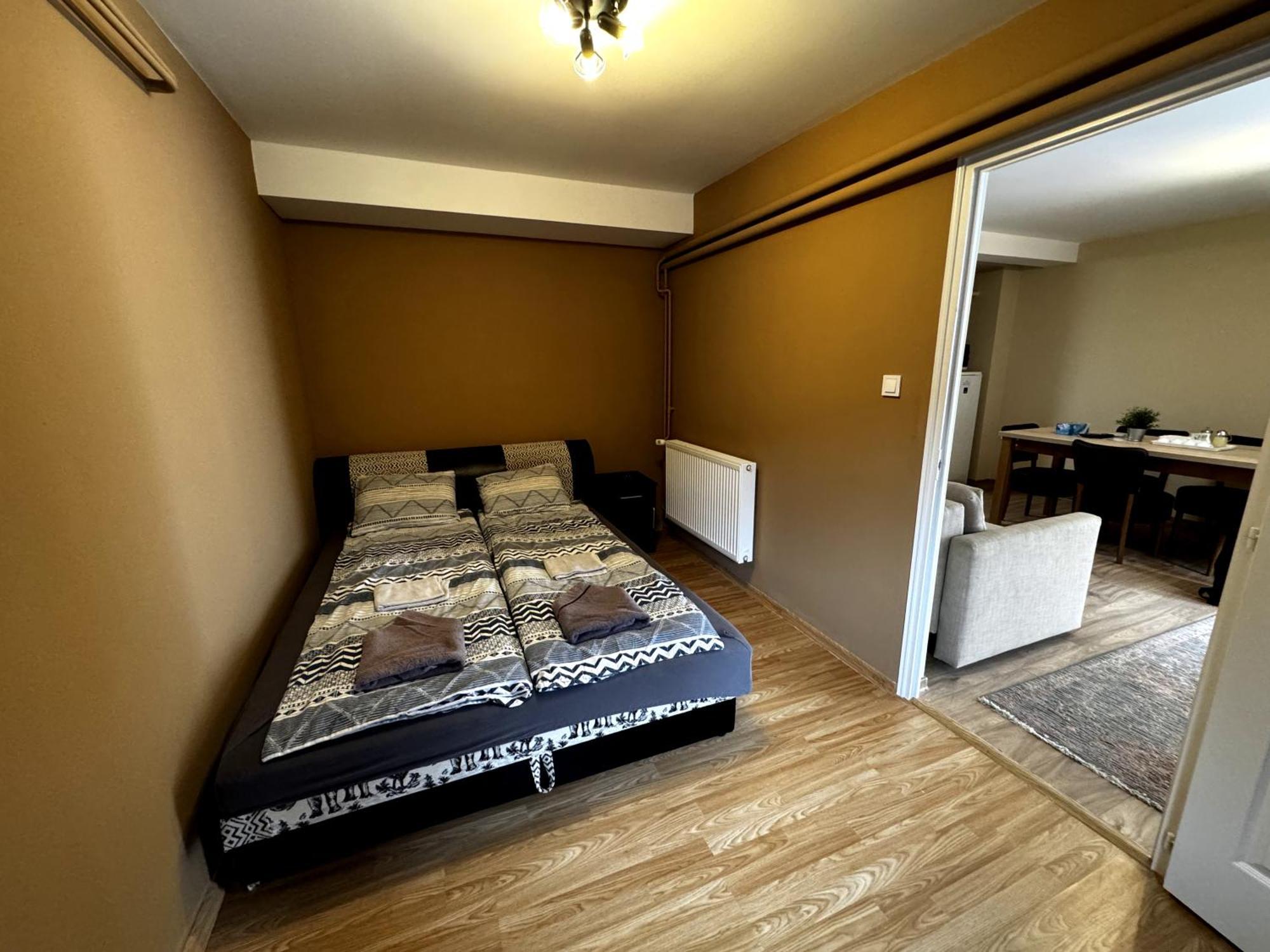 City Apartman Nyíregyháza Esterno foto